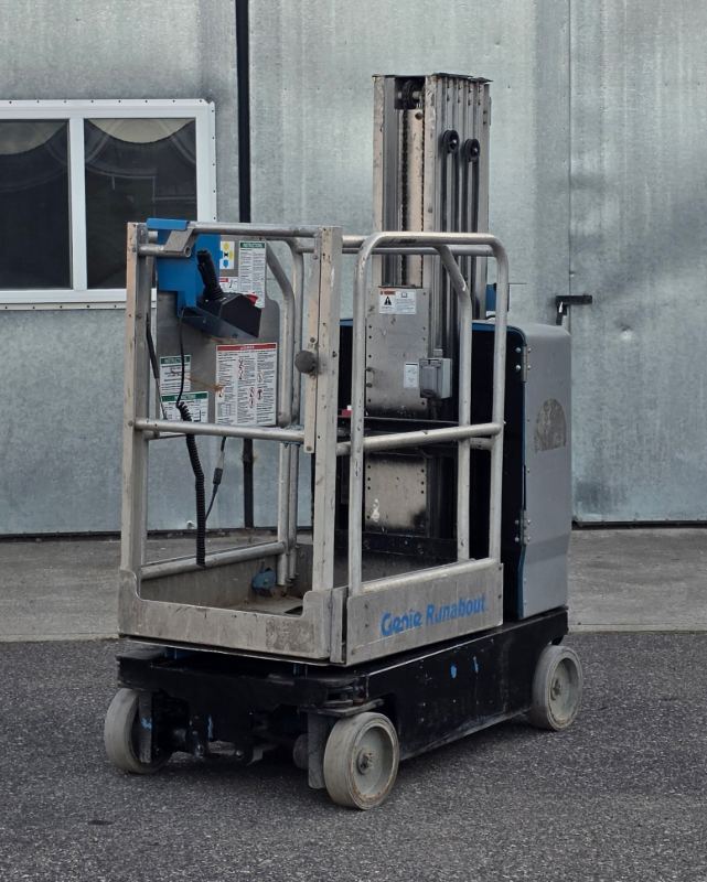 2013 Genie GR-20 Mast Lift