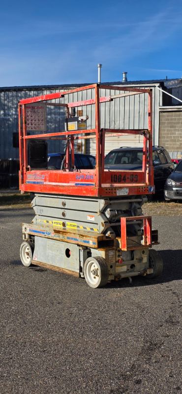 2010 Skyjack SJ 3219 Scissor Lift